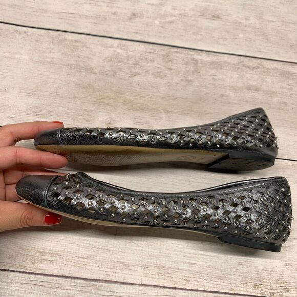 Michael Kors Silver Metallic Studded Leather Perforated Ballet Flats Size 5M - Picture 3 of 13
